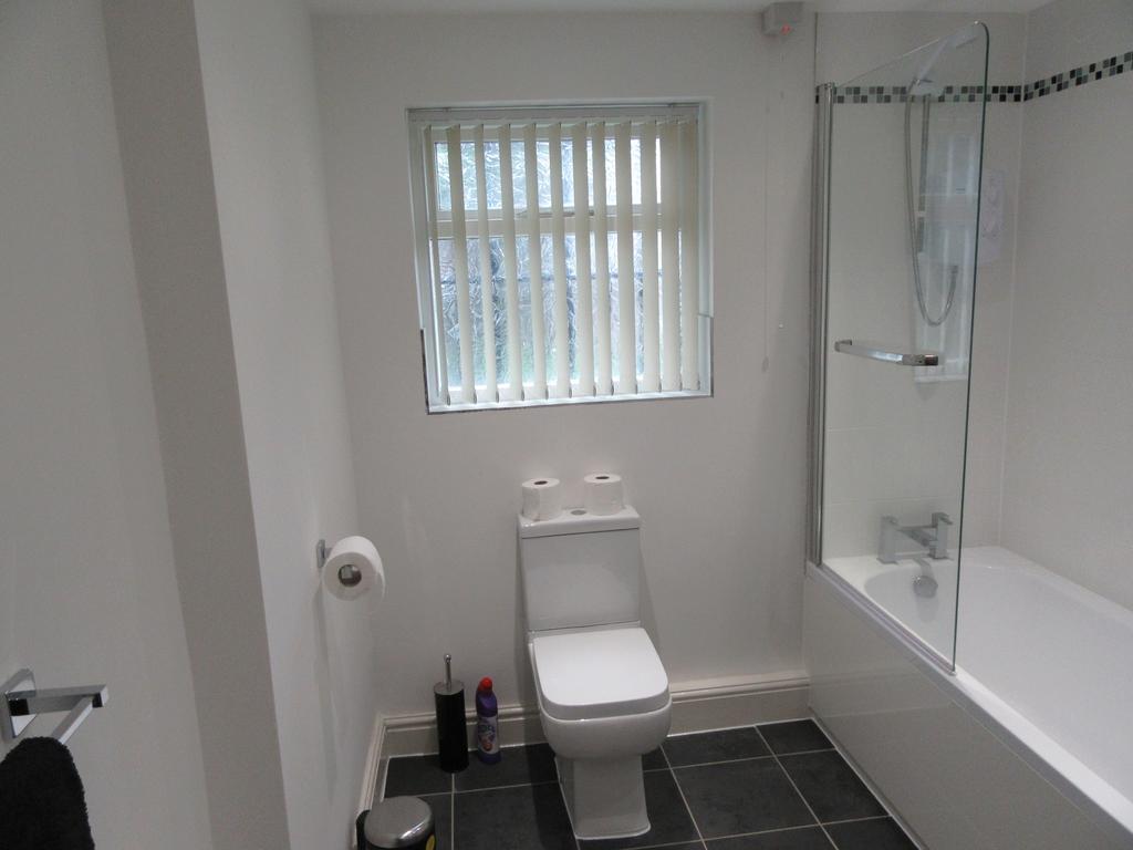 Apartment No 1 - Large 1 Bed Near Sefton Park And Lark Lane *