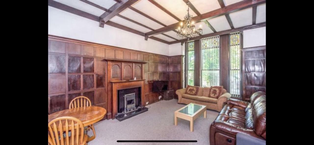 No 1 - Large 1 Bed Near Sefton Park And Lark Lane